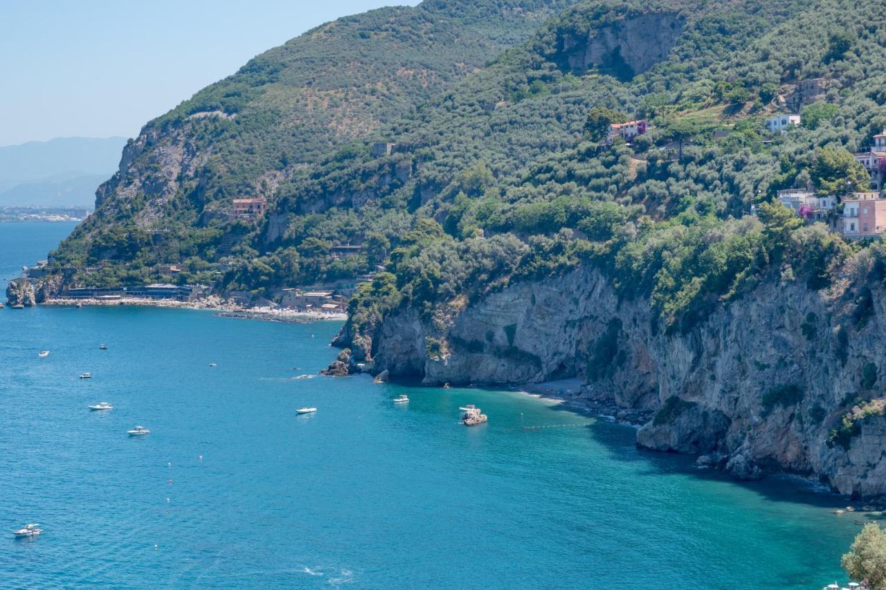 Casa Resilienza Vico Equense - 5 Min Dal Mare Apartment Bagian luar foto