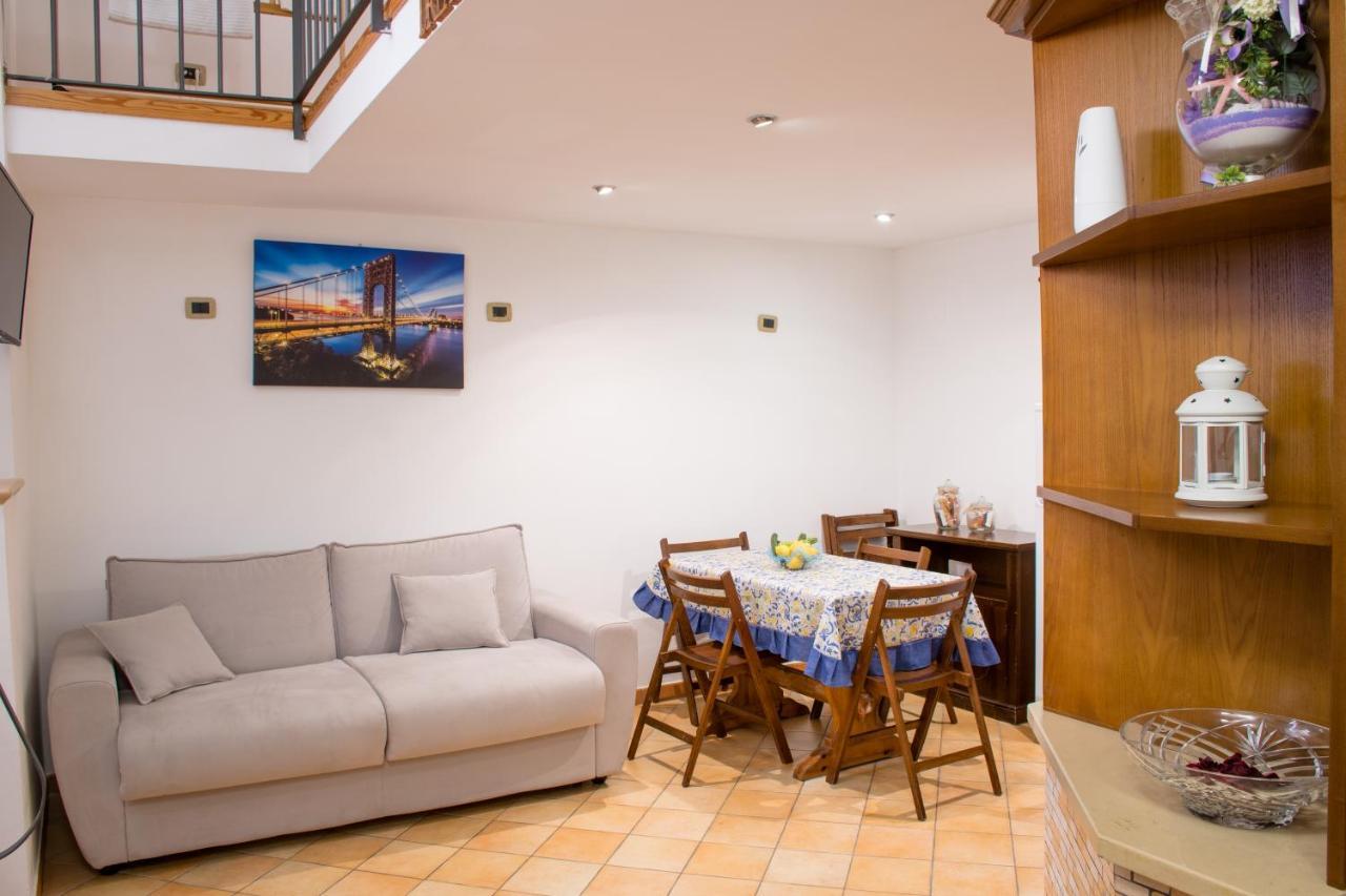 Casa Resilienza Vico Equense - 5 Min Dal Mare Apartment Bagian luar foto