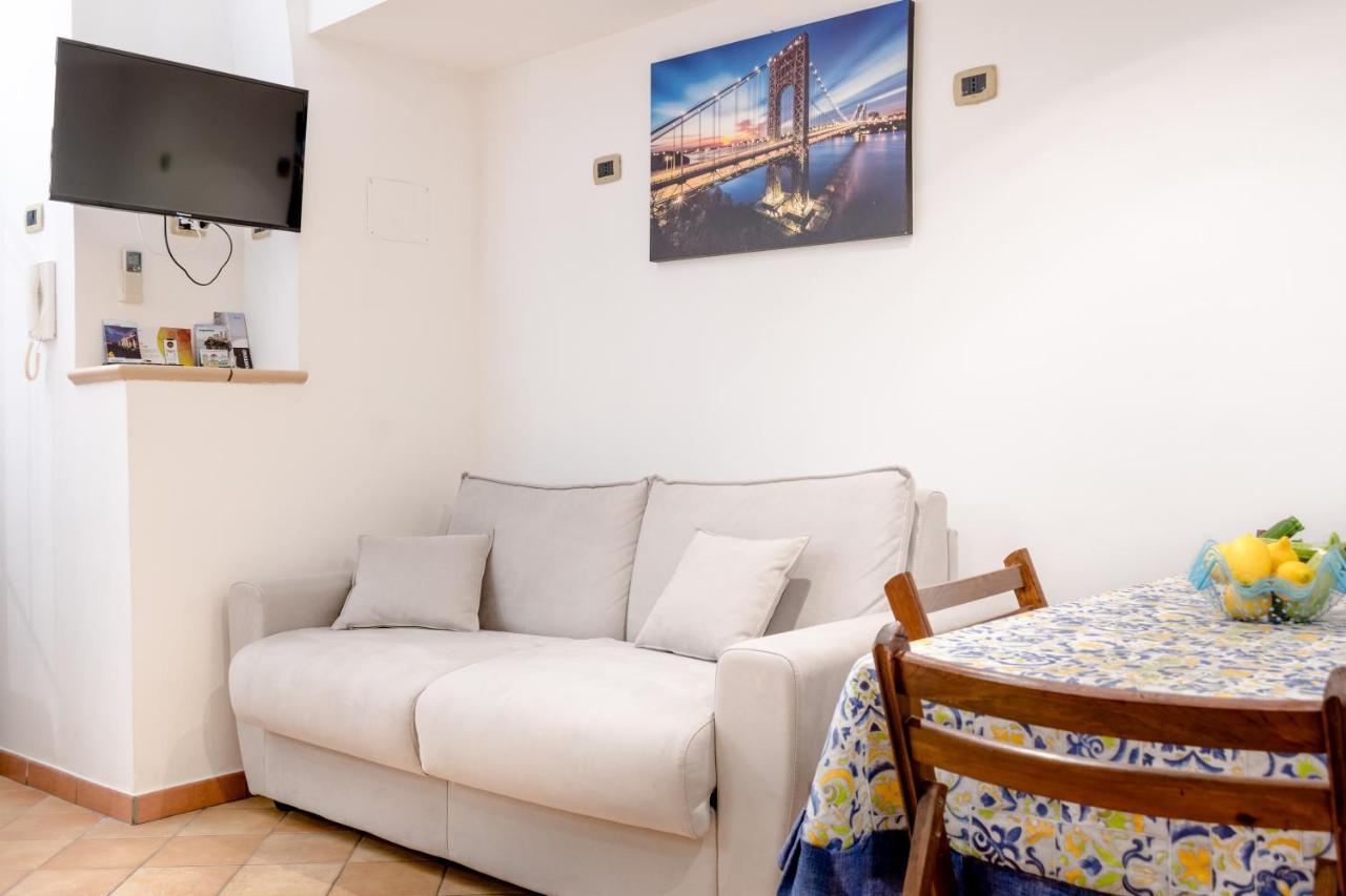 Casa Resilienza Vico Equense - 5 Min Dal Mare Apartment Bagian luar foto