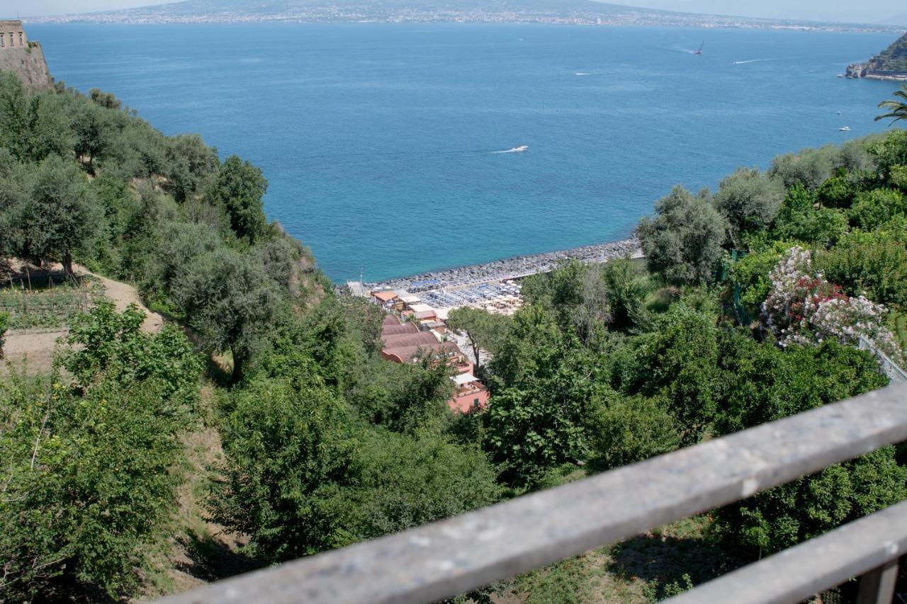 Casa Resilienza Vico Equense - 5 Min Dal Mare Apartment Bagian luar foto